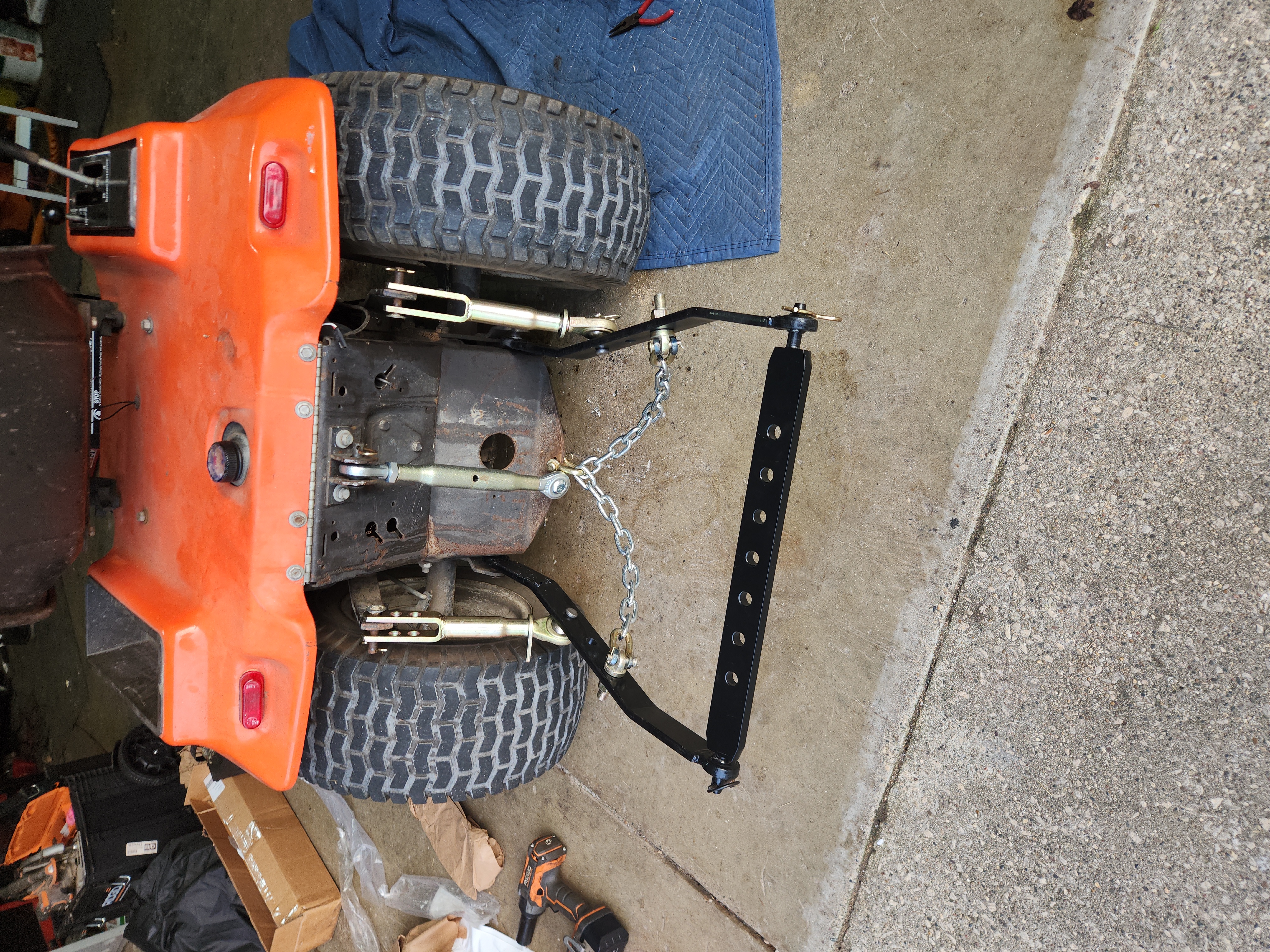 Cat-0_Hitch Kit_072325-1